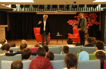 Music Master Mutlu Torun was at NUN Elementary School