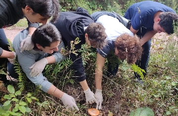 NUN SCHOOLS STUDENTS DISCOVERED THE NATURE IN AUTUMN EQUINOX