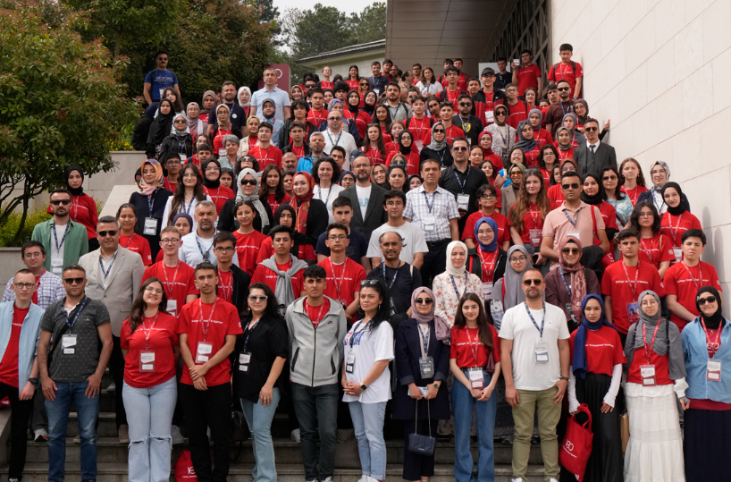 Türkiye Entelektüel Oyunları (TEO) Liseler Arası Bilgi Yarışması’nda kazananlar belli oldu!