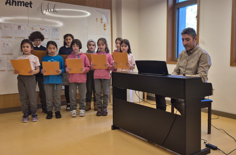 “Burada Sanat Var” Müzik Dinletileri