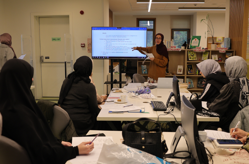 "Ne Gördüğümü Biliyorum" Veli Atölyesi