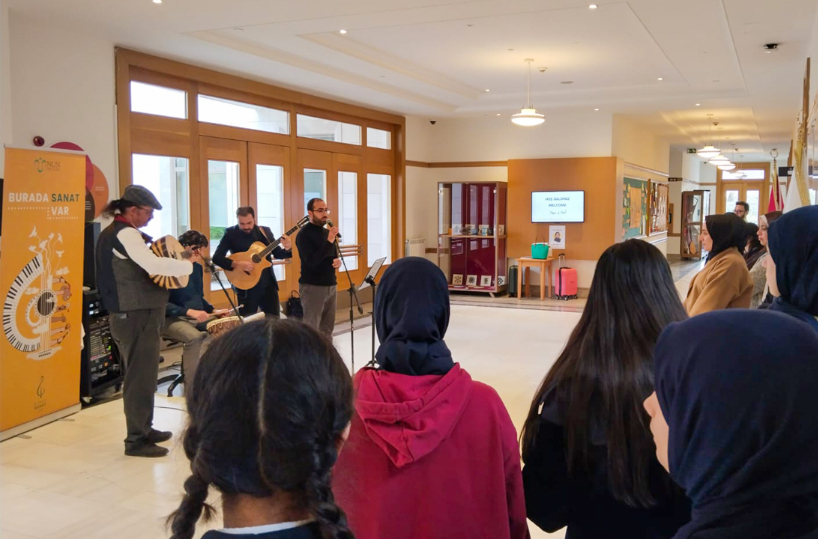 Burada Sanat Var “Hoş Geldin Üç Aylar”