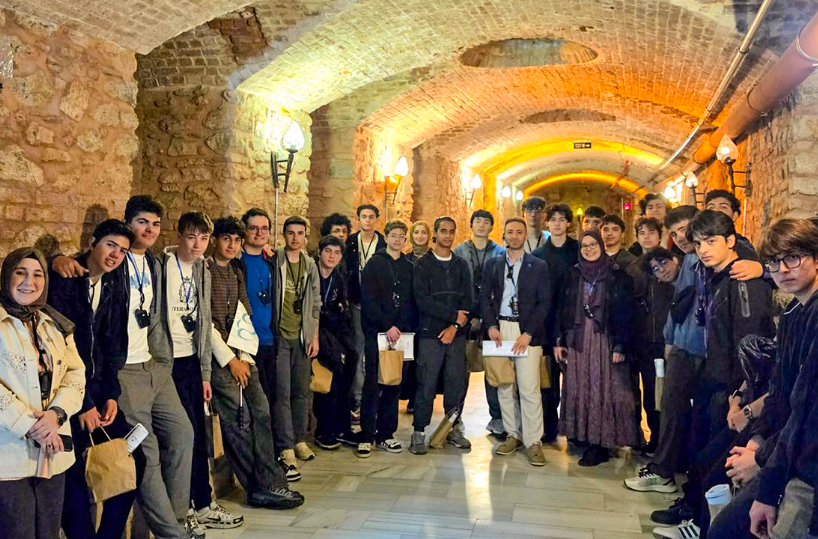 Hikmet ve Edebiyatın İzinde: Pera'dan Galata'ya Gezisi