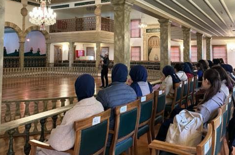 Center Of Knowledge And Wisdom: Merkez Efendi̇ Hazi̇resİ Vi