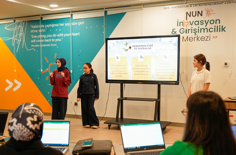 Innovation and Entrepreneurship Center Presentations Successfully Conducted!